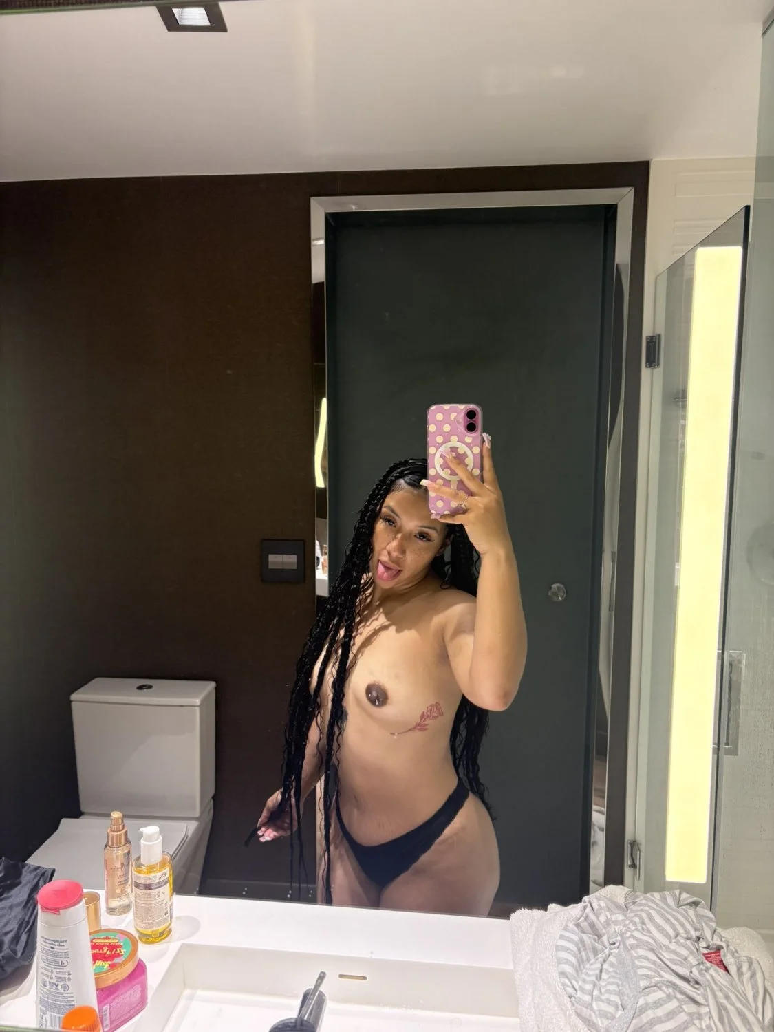 Latina sluts image 4