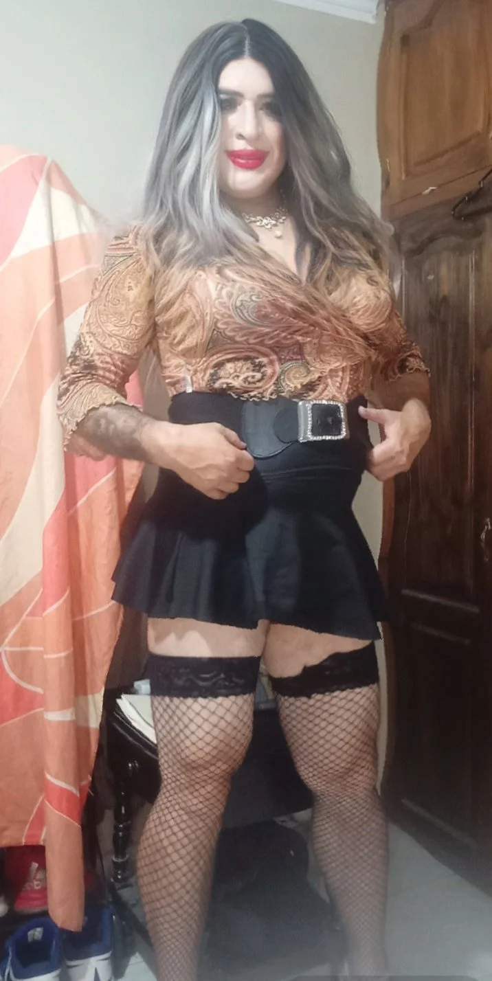 LINDSAY SISSY FAGGOT image 3