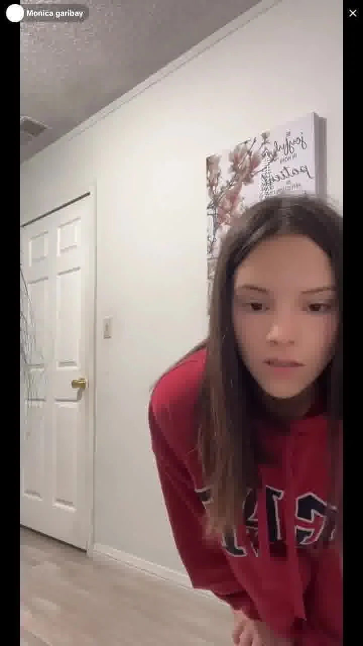 tiktok live m0n1c4 caked short flash image 4
