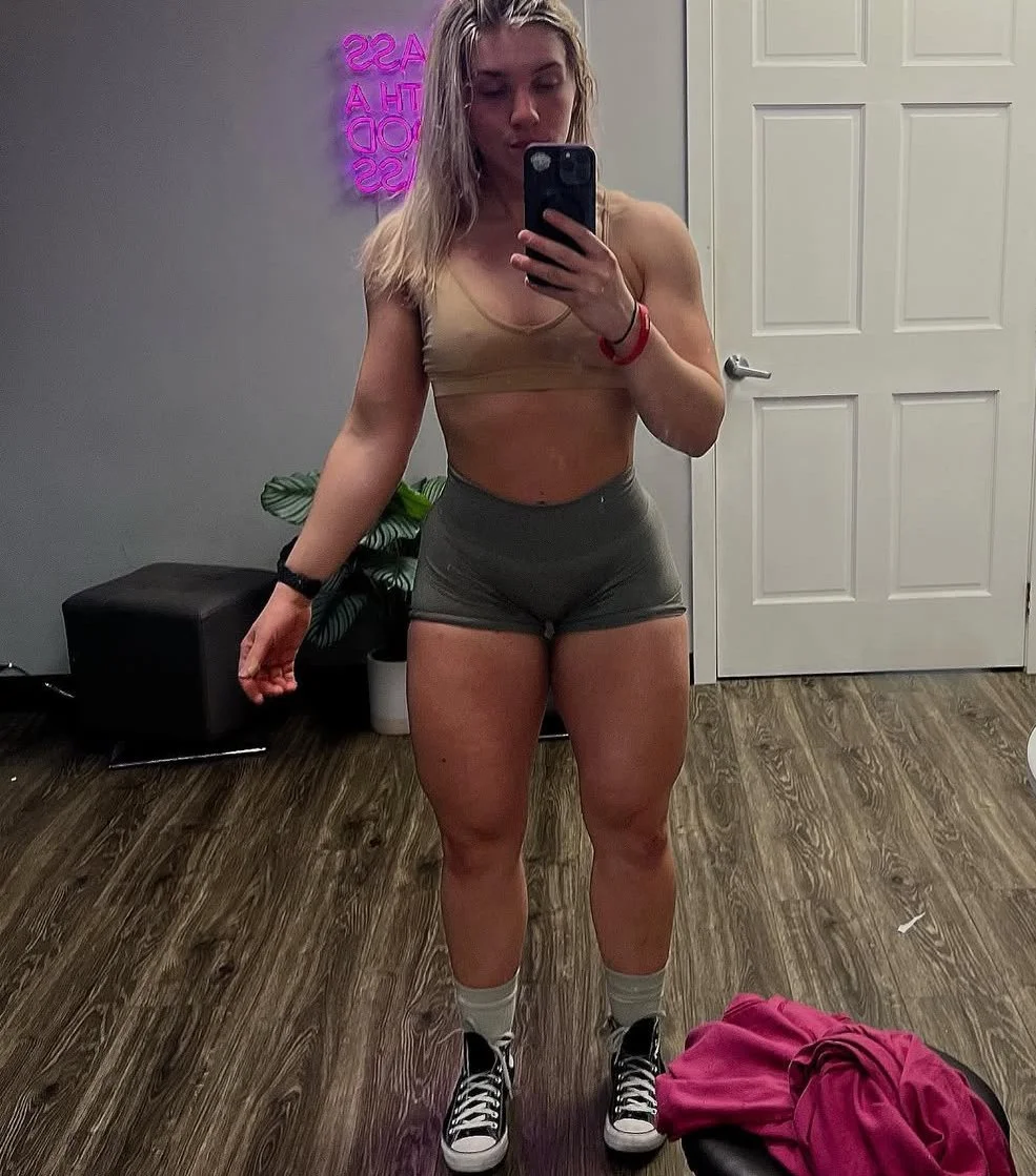 Oh Jamie, how I miss that pussy and the way you used to squirt with every other stroke 🥺 Delaware image 13