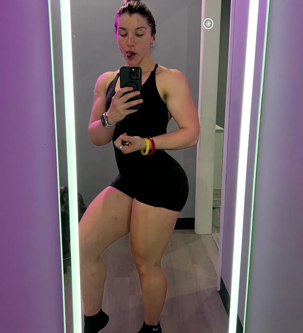 Oh Jamie, how I miss that pussy and the way you used to squirt with every other stroke 🥺 Delaware image 6