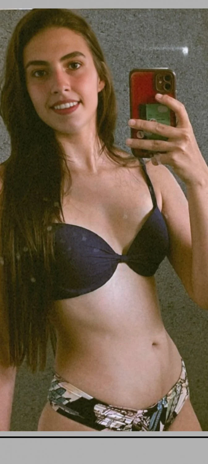 Ana gostosa image 3