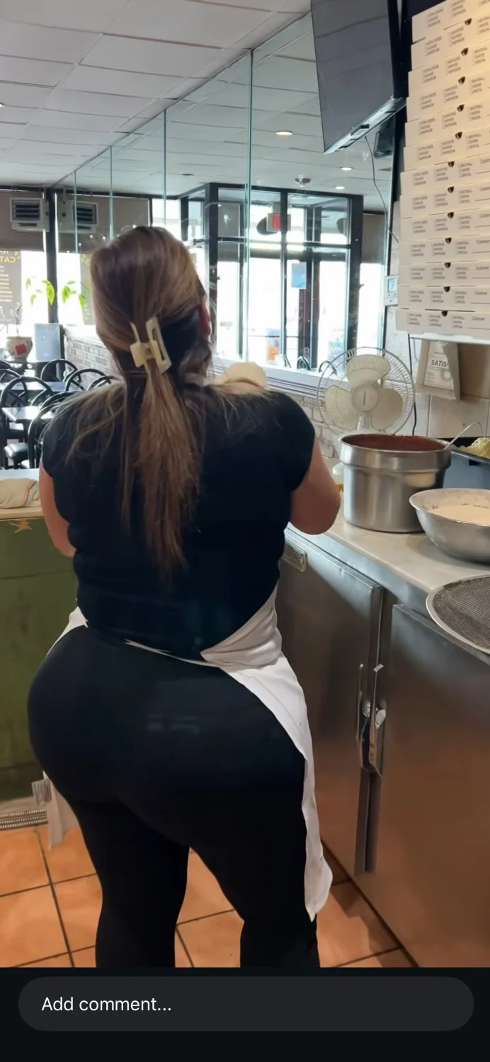 Viral Pizza Lady PAWG MILF. Connie Cakez image 5