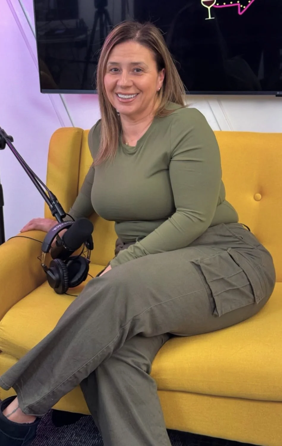 Viral Pizza Lady PAWG MILF. Connie Cakez image 7