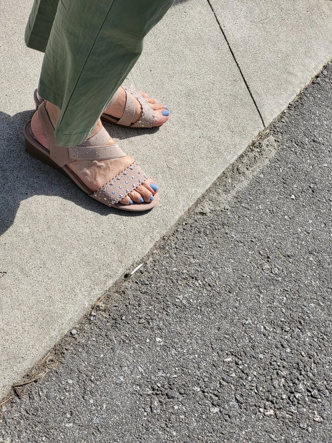 Mature gilf feet image 8