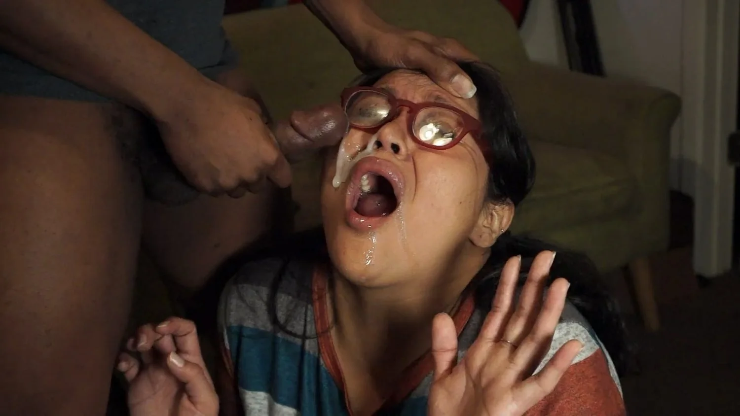 Lesbian takes her very first facial image 3