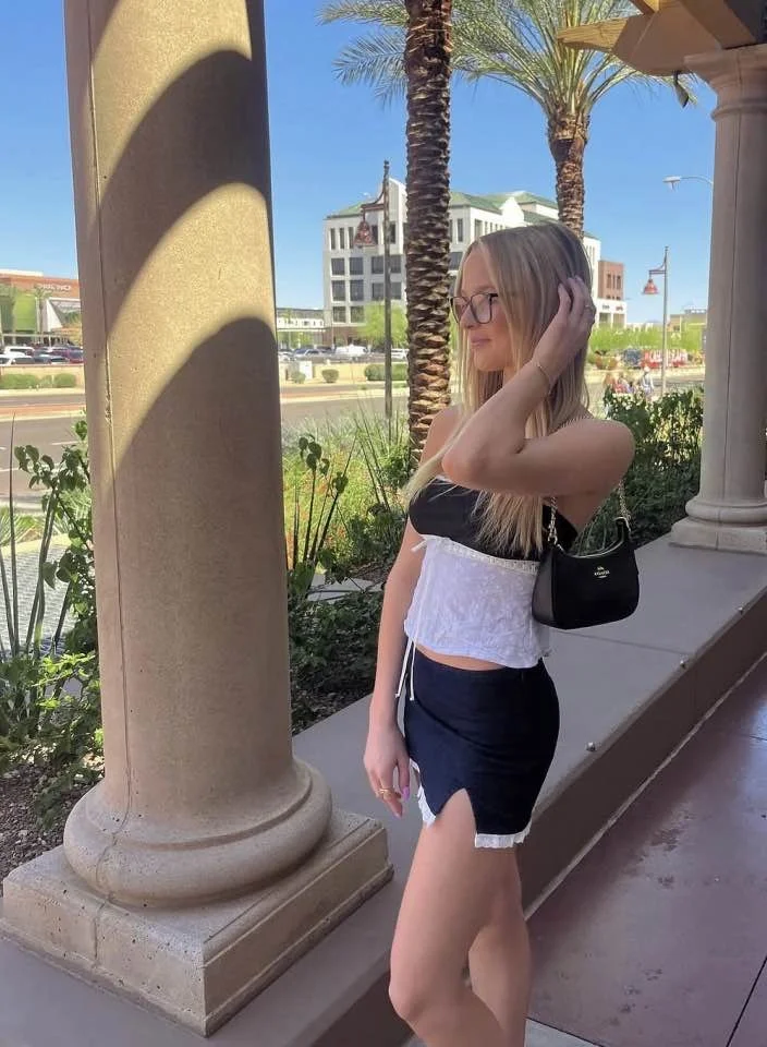 Washington slut Chloe lost in IRL game image 11