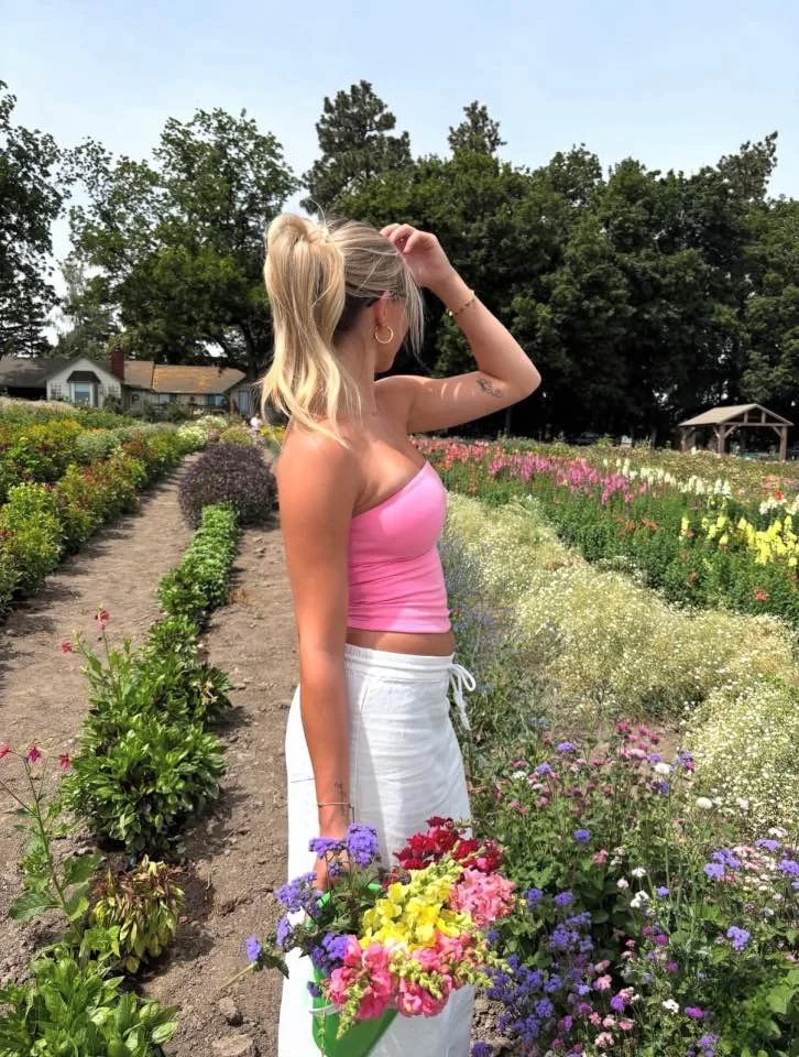 Washington slut Chloe lost in IRL game image 33
