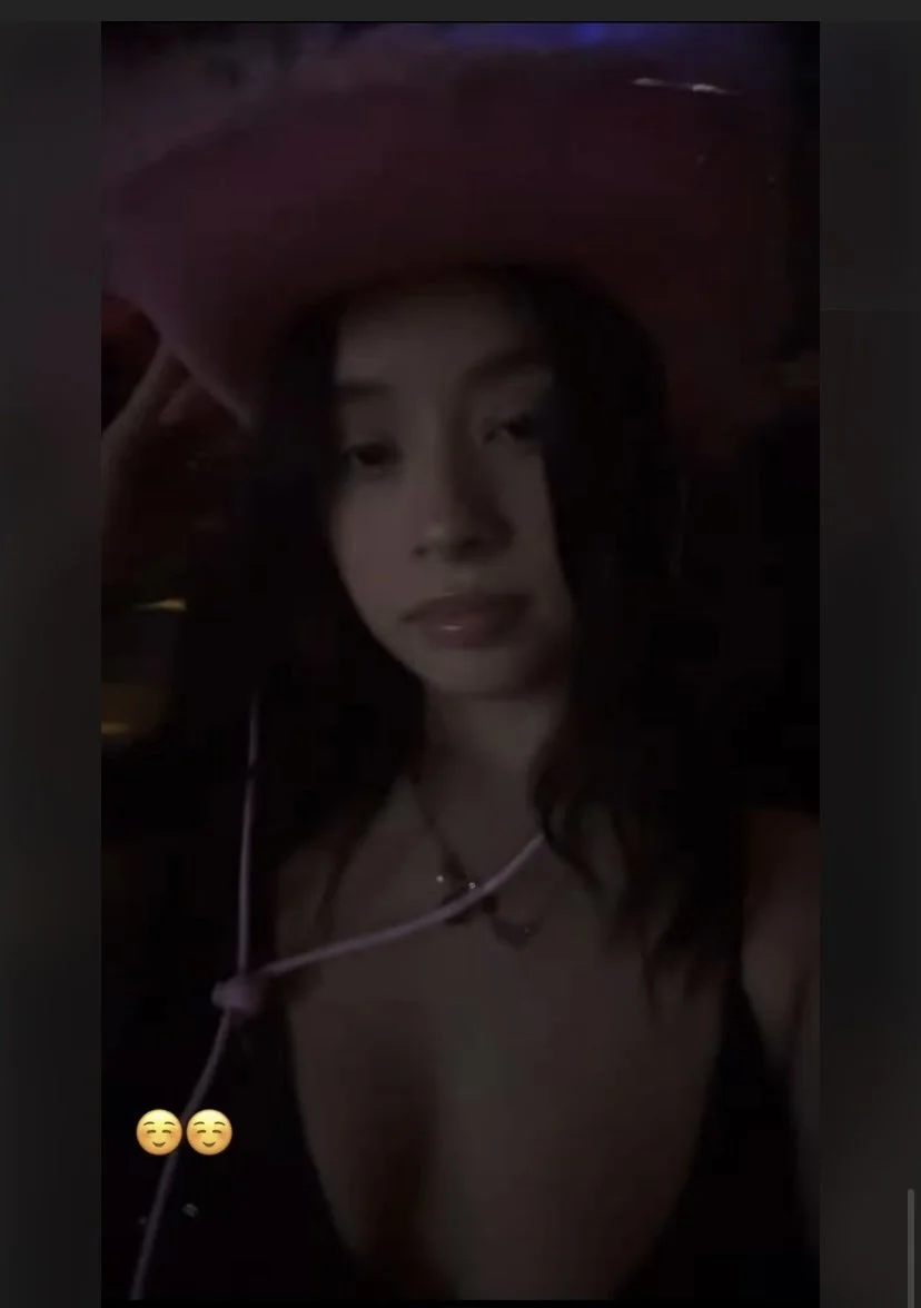 Sexy Big Tit Latina Teen Ig Thot image 2