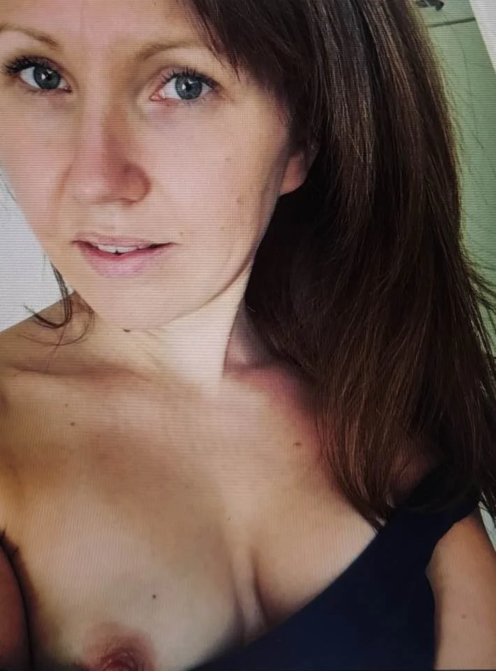 Sexy milf gets shown off to everyone image 5
