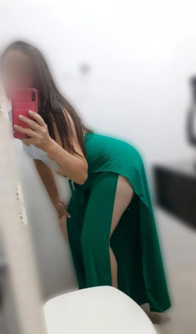 Branquinha deliciosa mostrando a bunda gostosa image 15