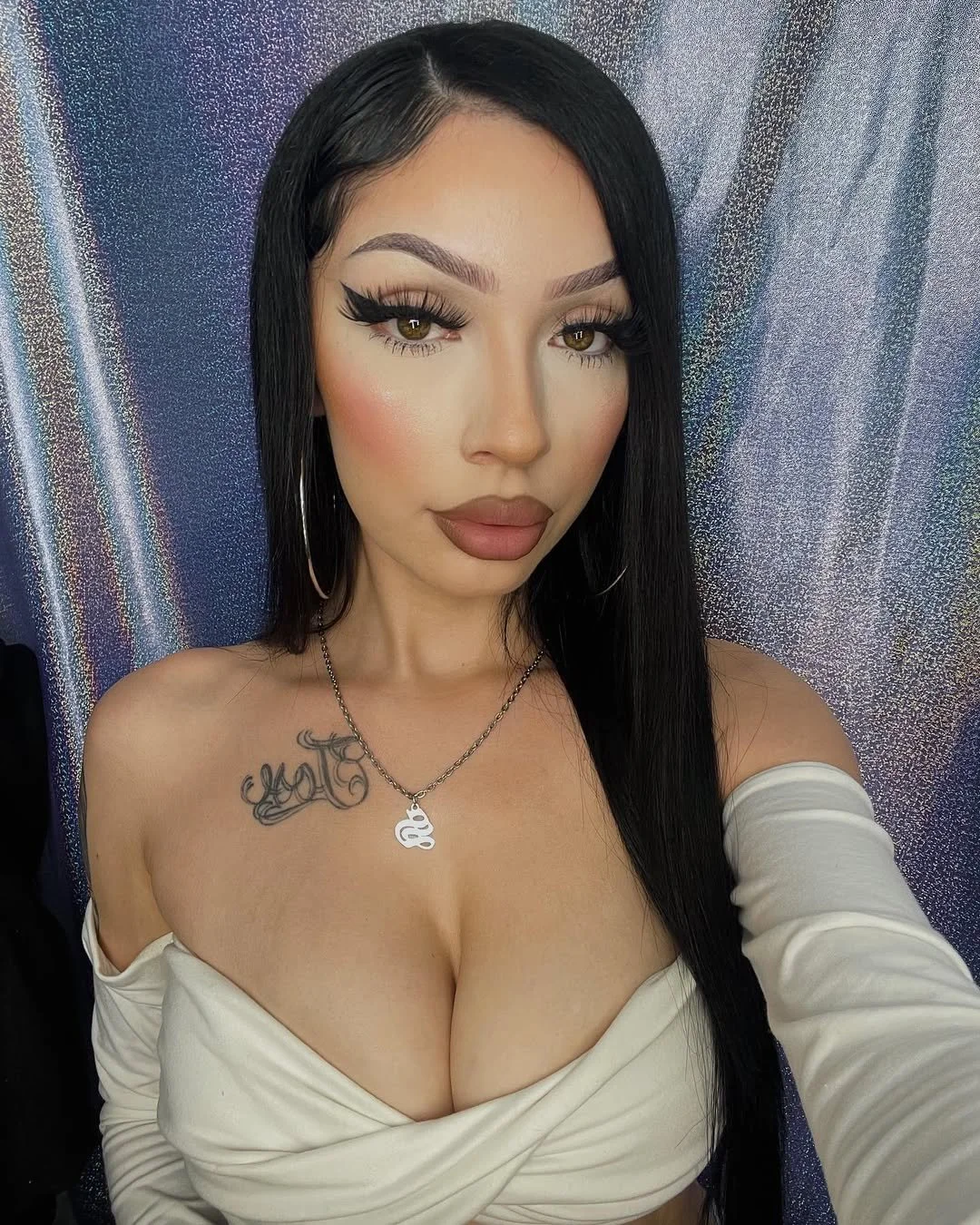 goon to latina tits 1 image 7