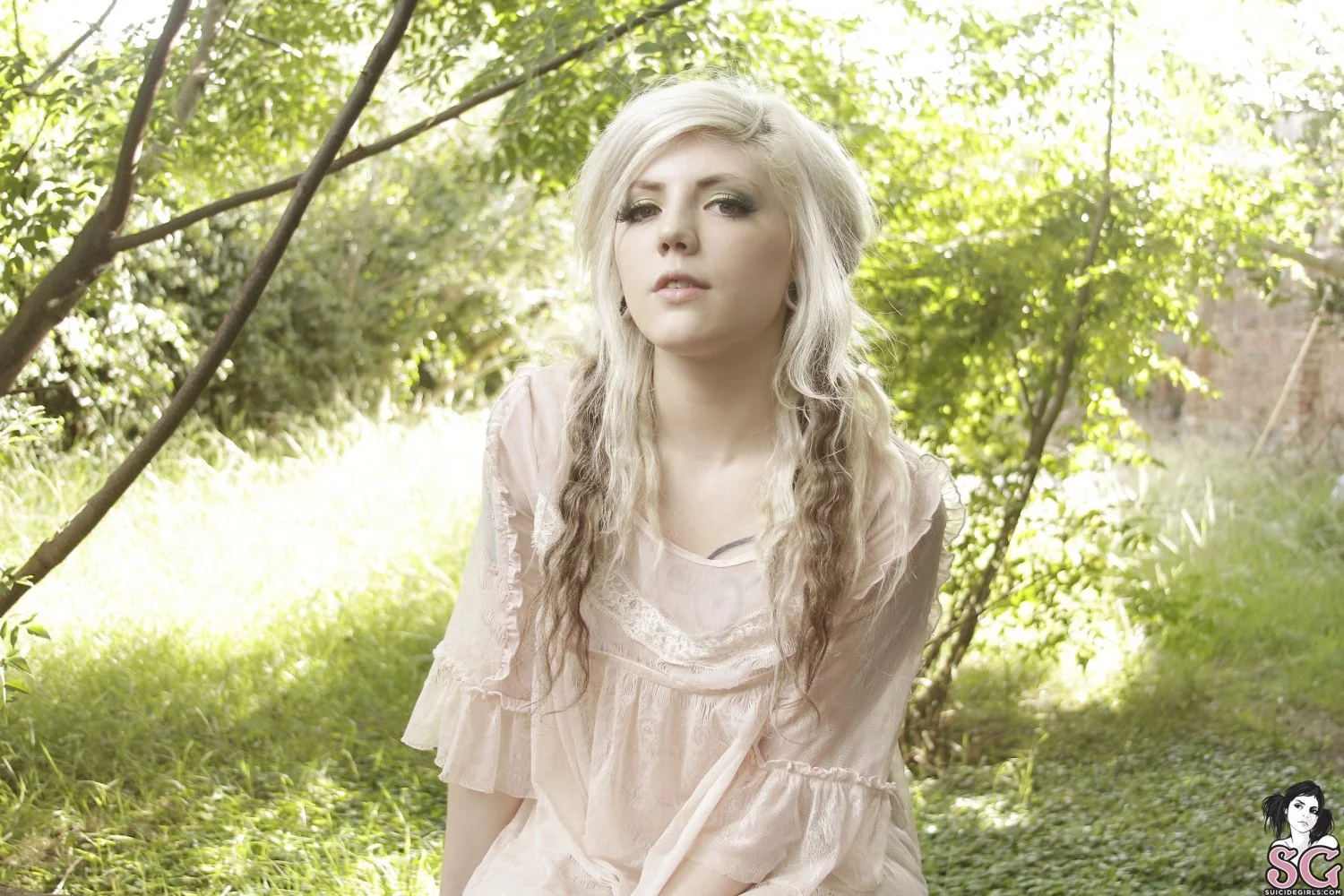 Lawita suicide image 6