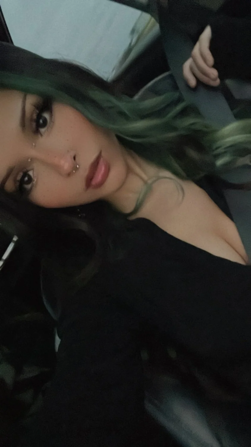 kayla image 7