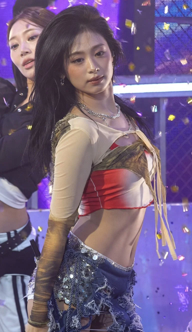 Random Idol (Kpop) Pictures 66 image 8