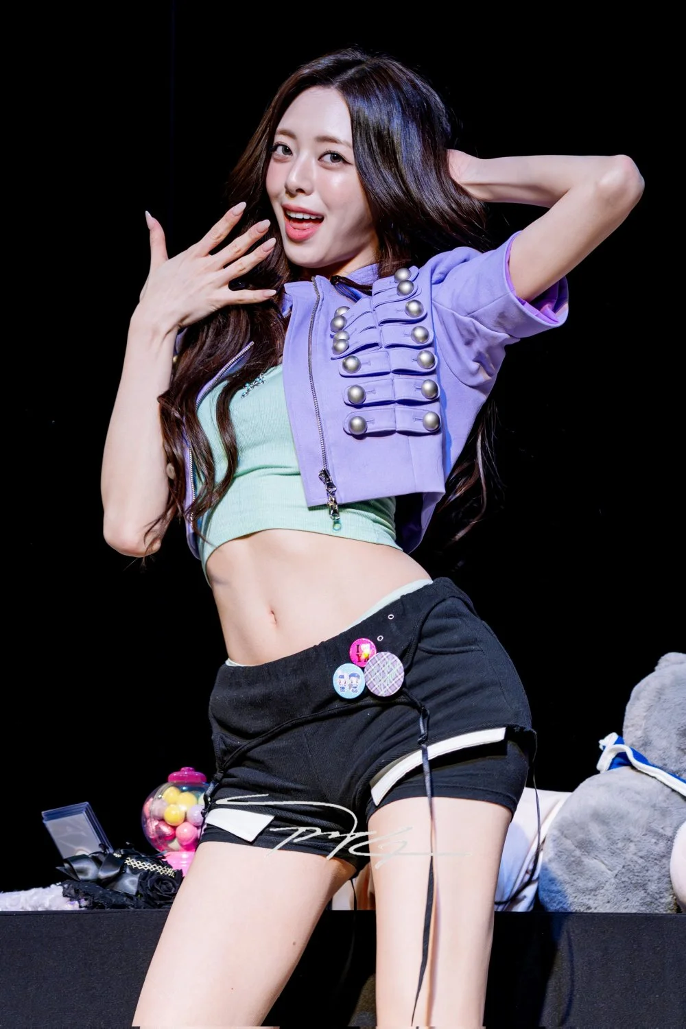 Random Idol (Kpop) Pictures 66 image 9