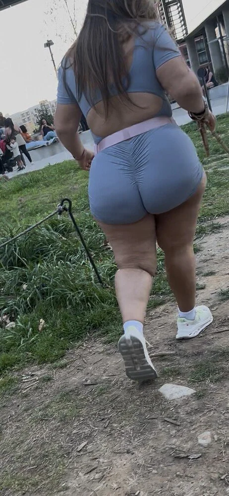 Fat ass asian slut image 8