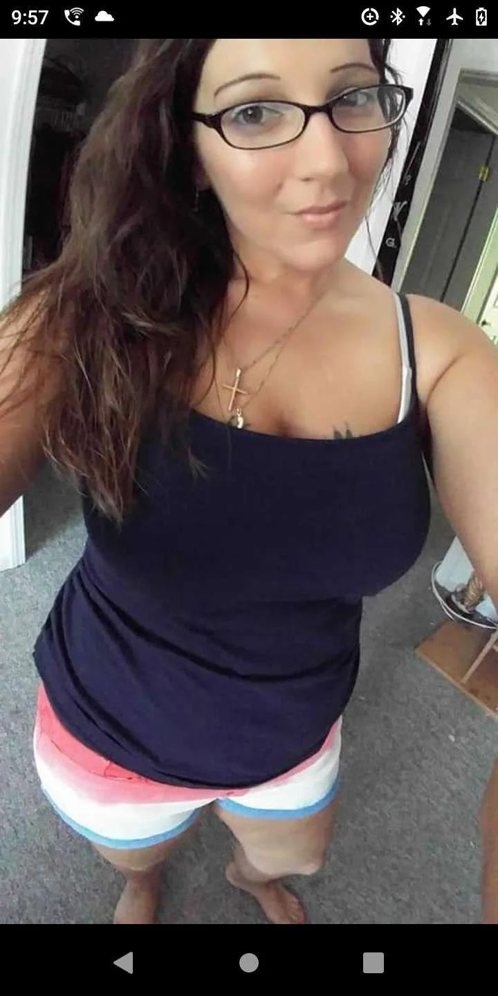 Beautiful slut from Holley ny image 4