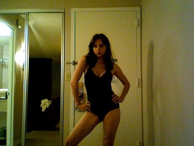 _zoe kazan_ image 24