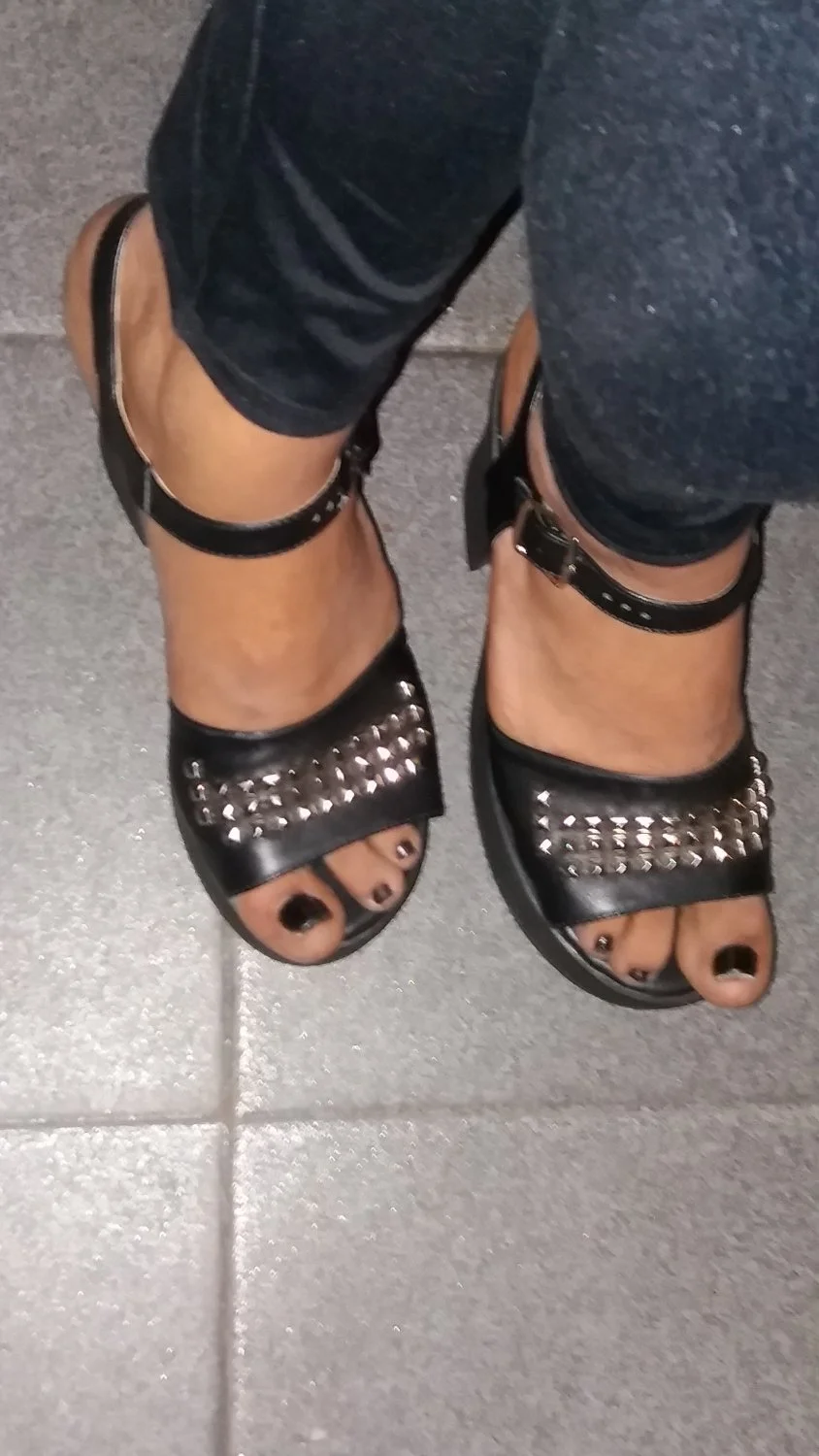 Hay hombres a los que se puede llamar PUTAS. Se compran ropa de mujer y quieren chupar vergas image 17