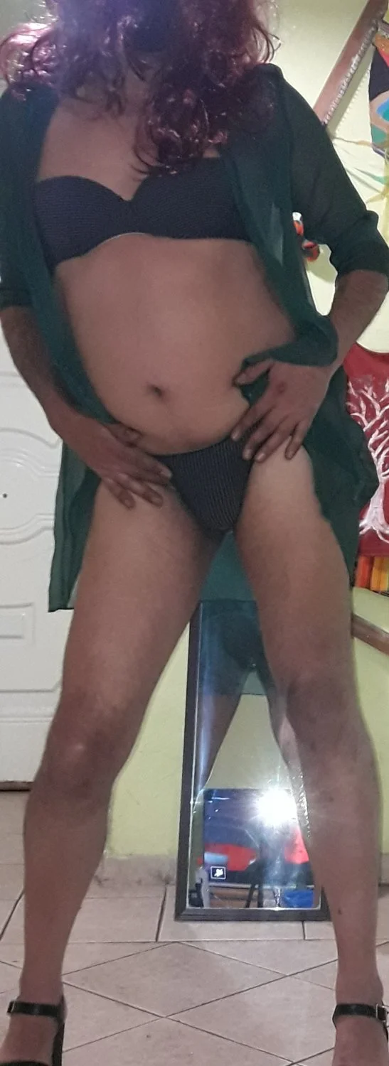Hay hombres a los que se puede llamar PUTAS. Se compran ropa de mujer y quieren chupar vergas image 30