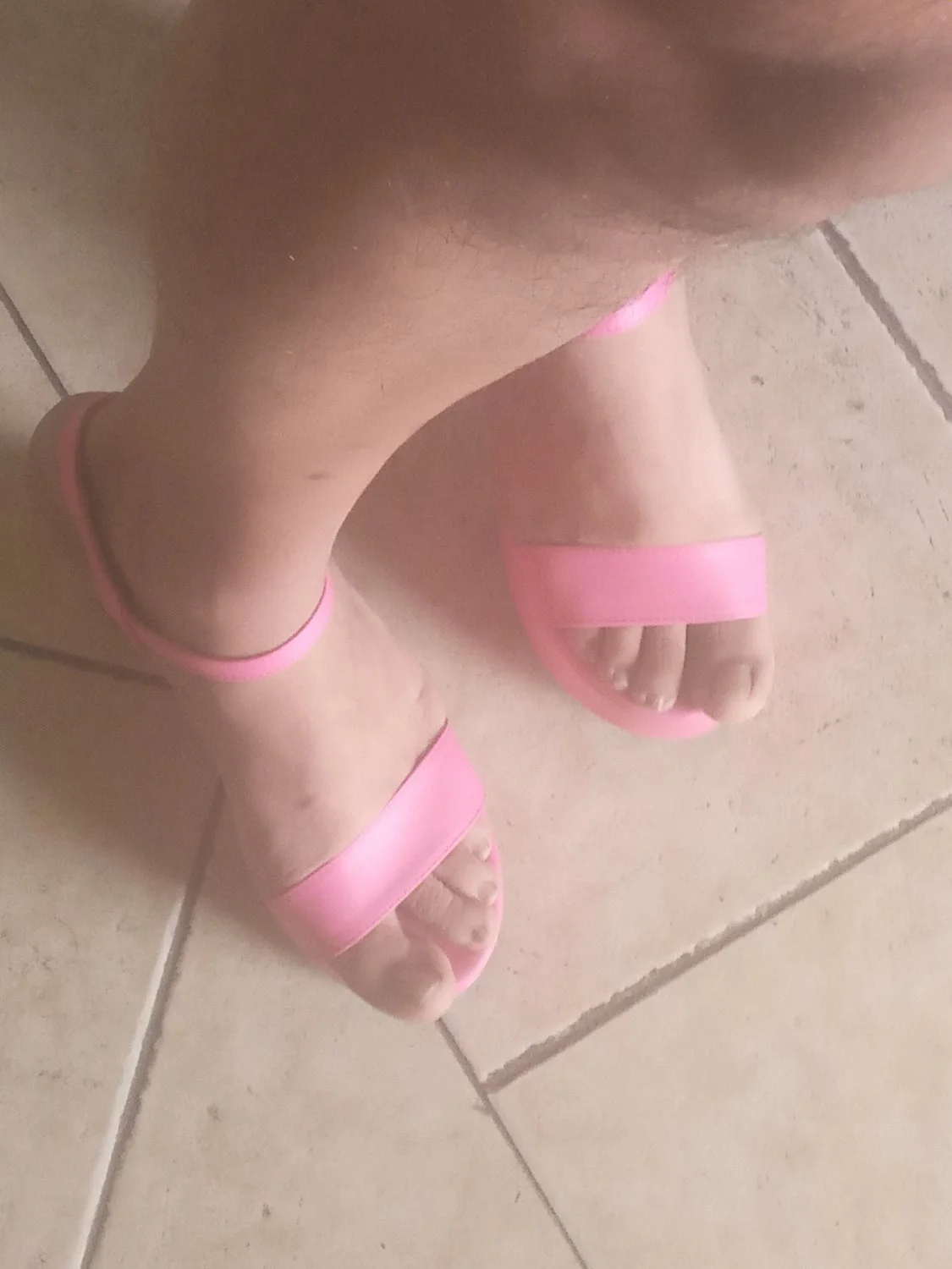 Hay hombres a los que se puede llamar PUTAS. Se compran ropa de mujer y quieren chupar vergas image 6