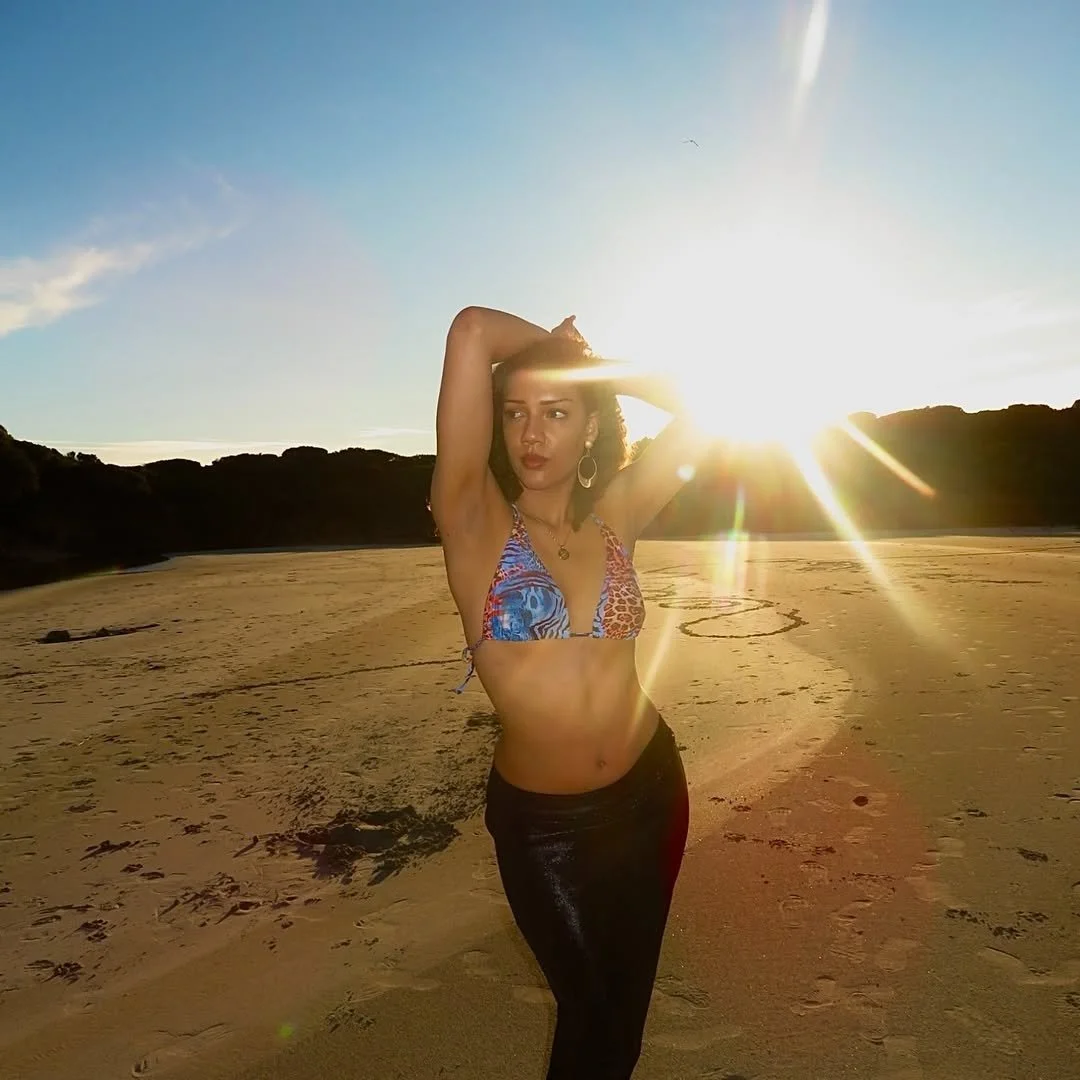 Masson sister Naomi image 5
