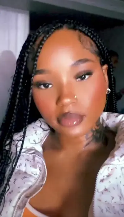 Phat booty thot shaking Ass cover image