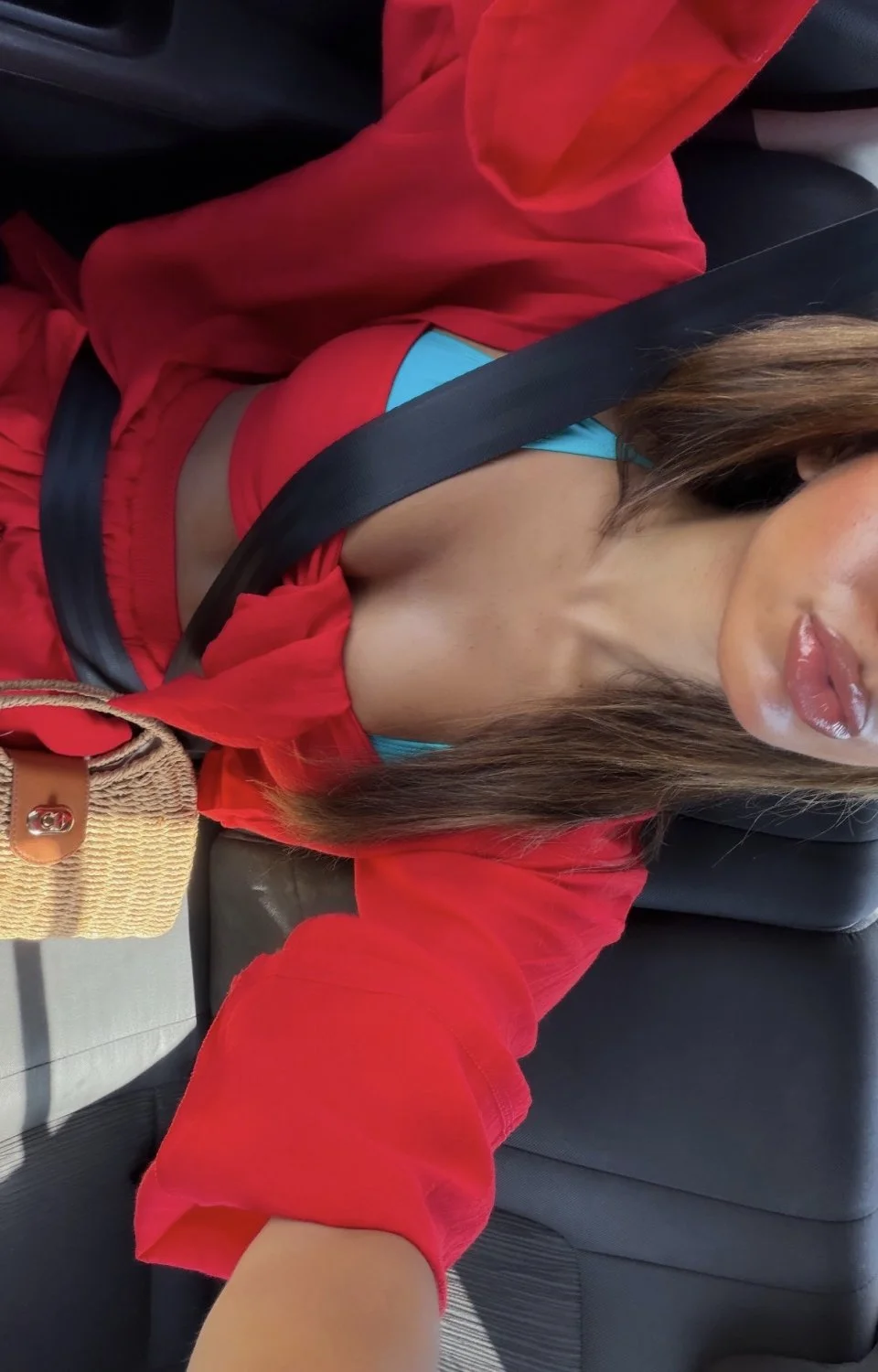 French Arabic sexy TikTok slut naked nude bikini feet spy salope pute image 25