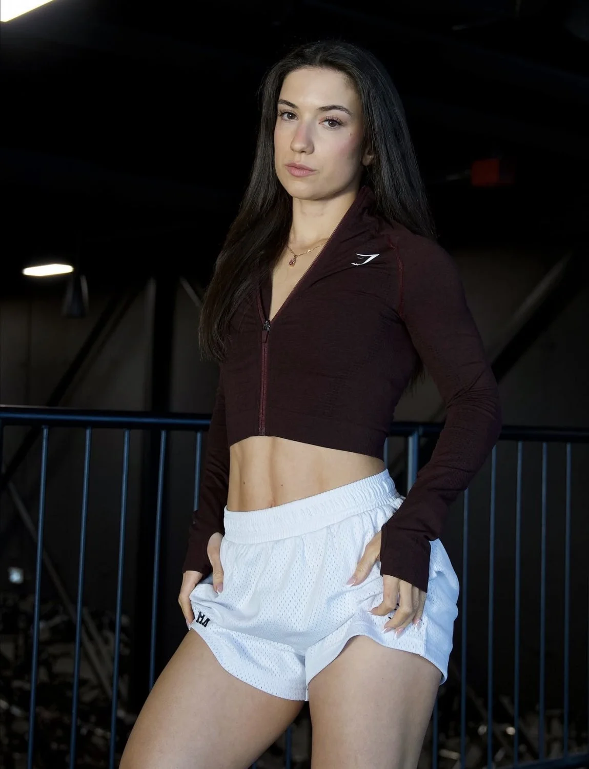 Leo meets with Diana conforti and show her why gym girls need attention to 😍🤤 main image