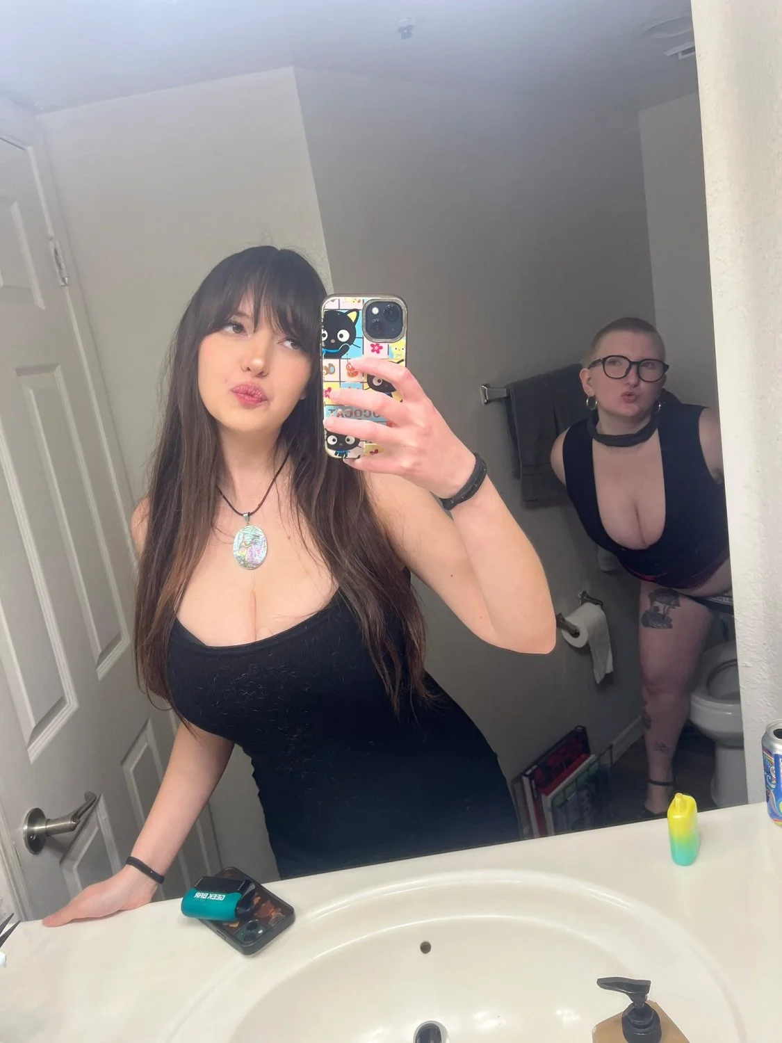 cute and busty image 5