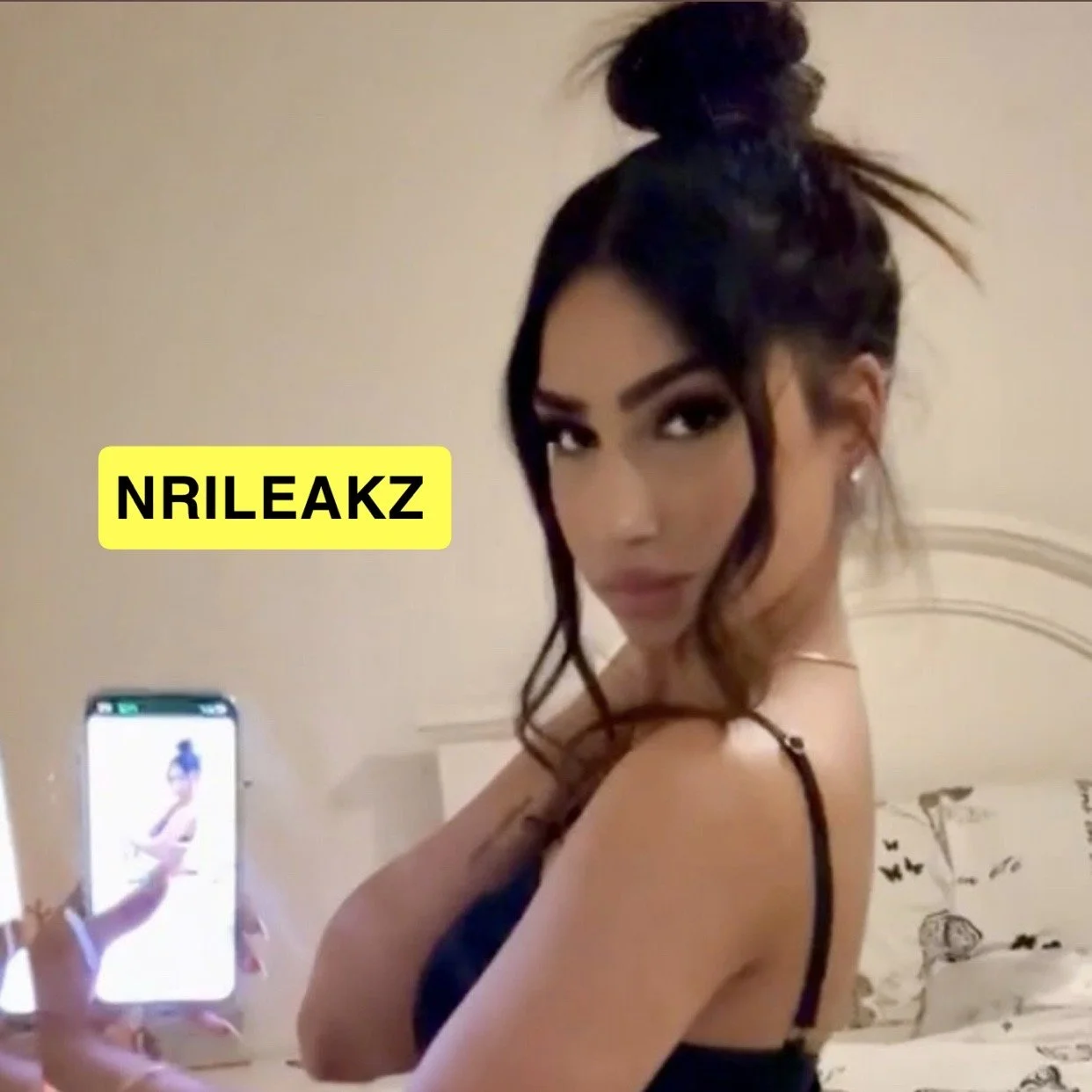 Sexy Indian NRI baddie leaked🤤 main image