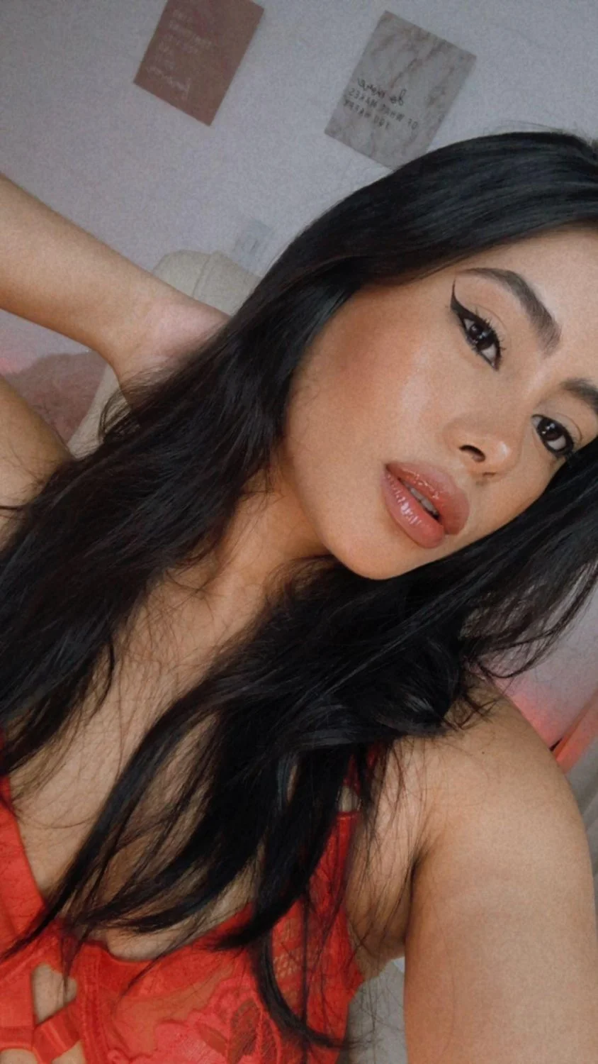 Beautiful Latina Slut image 2