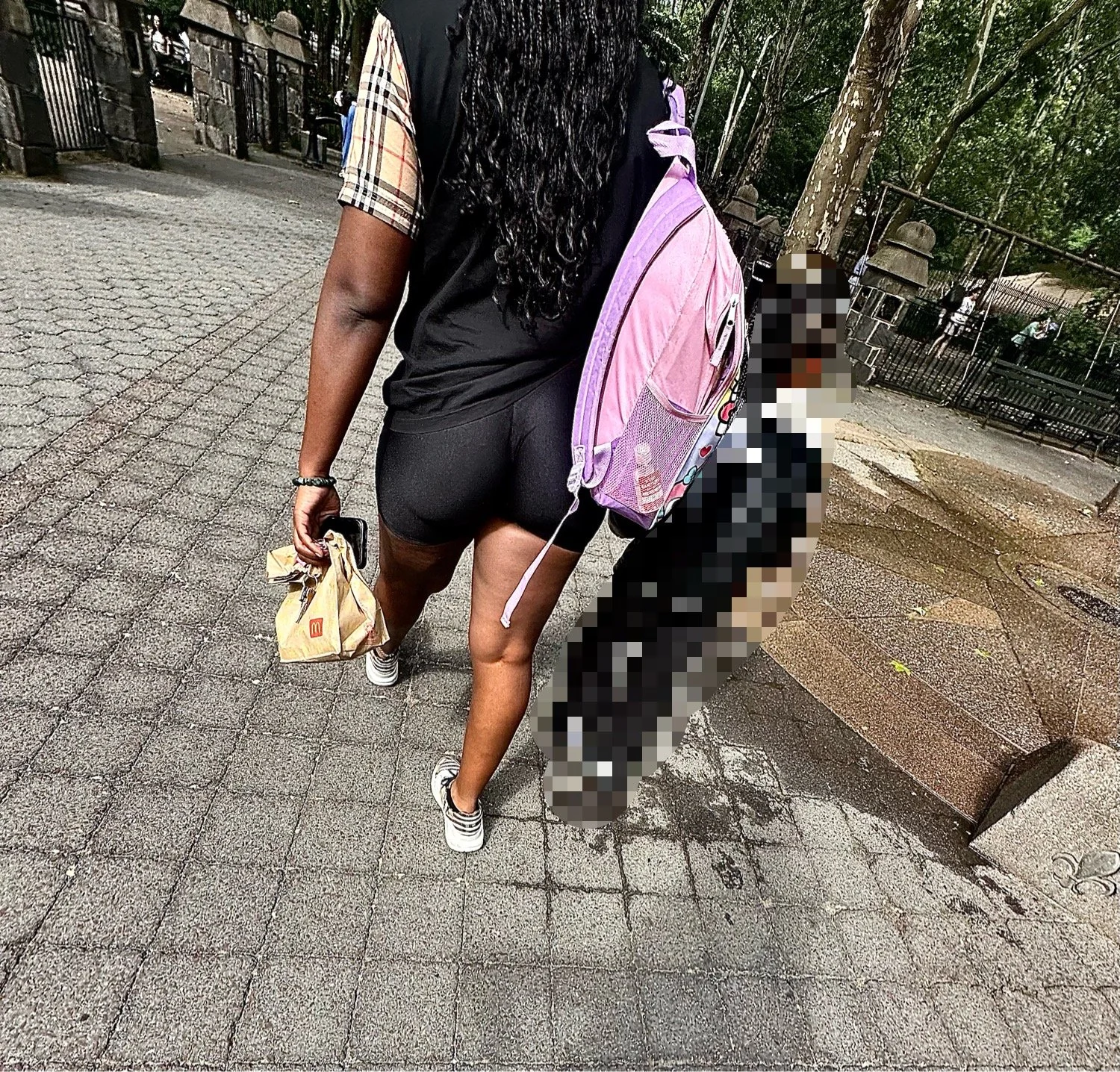 hood thot got an ass that refuses to quit image 5