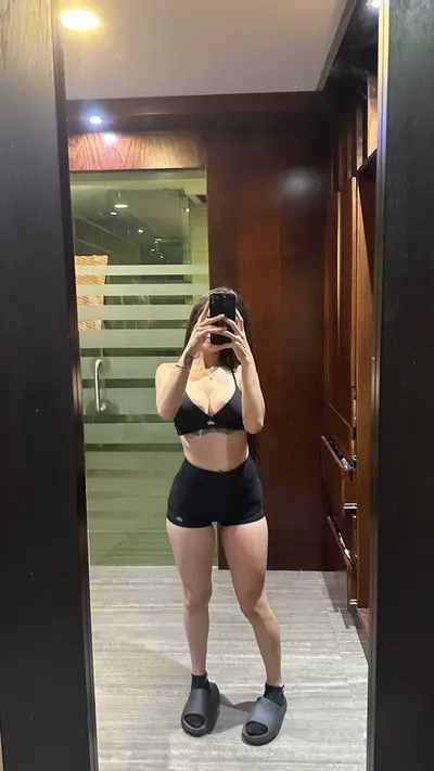 Fotos de yajana cano 😈🥵🔥 cover image