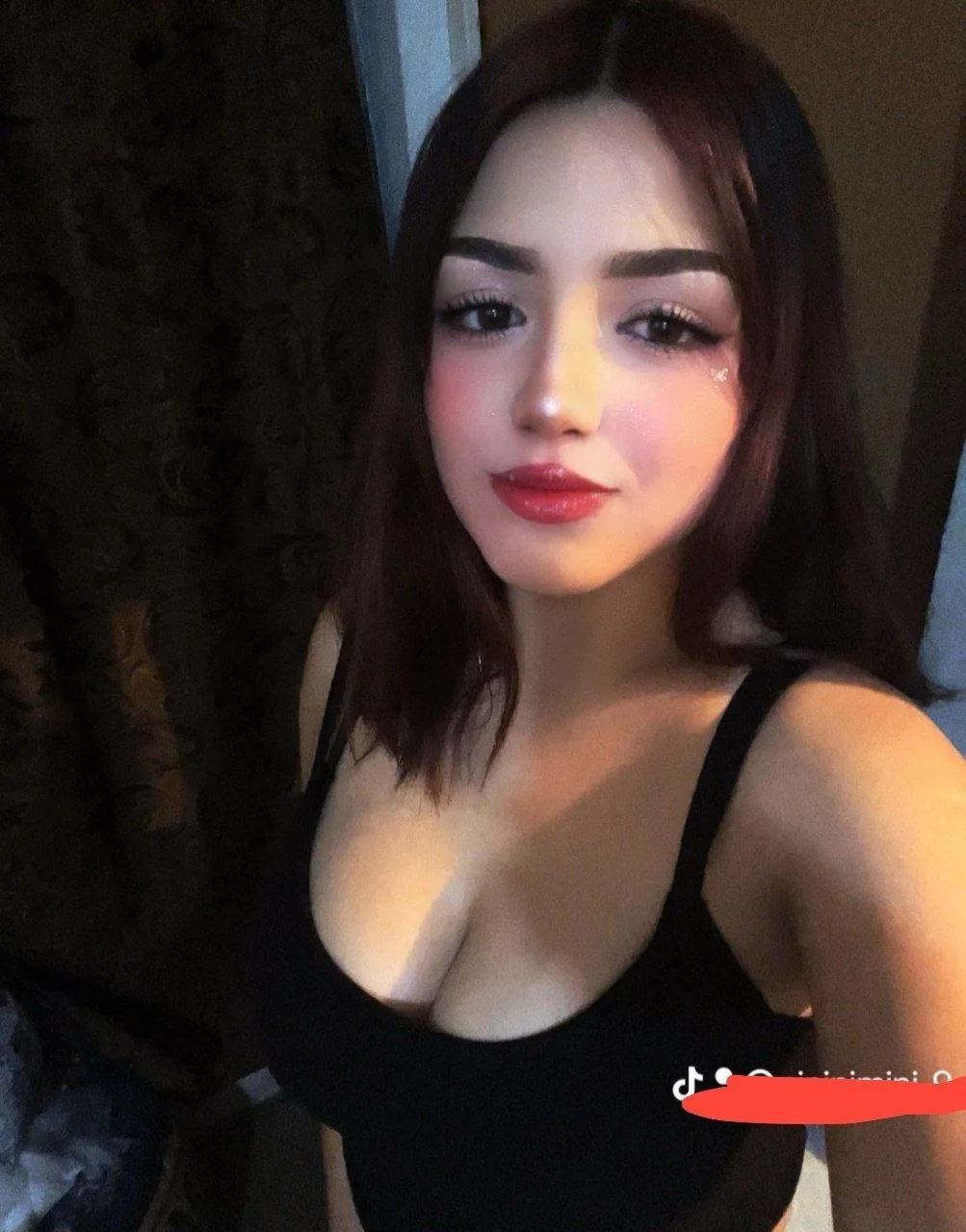 Nicole pendeja tetona image 8