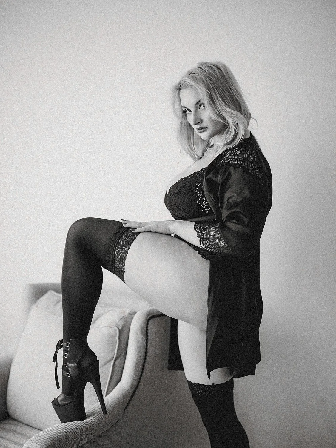 Incredible plump blonde slut boudoir image 13