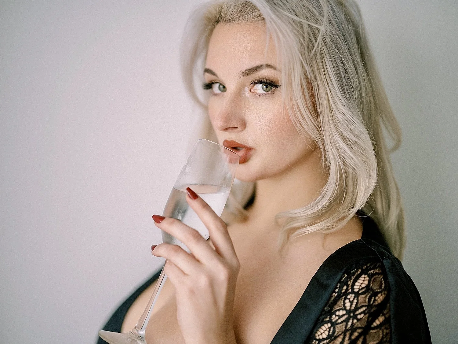 Incredible plump blonde slut boudoir image 37