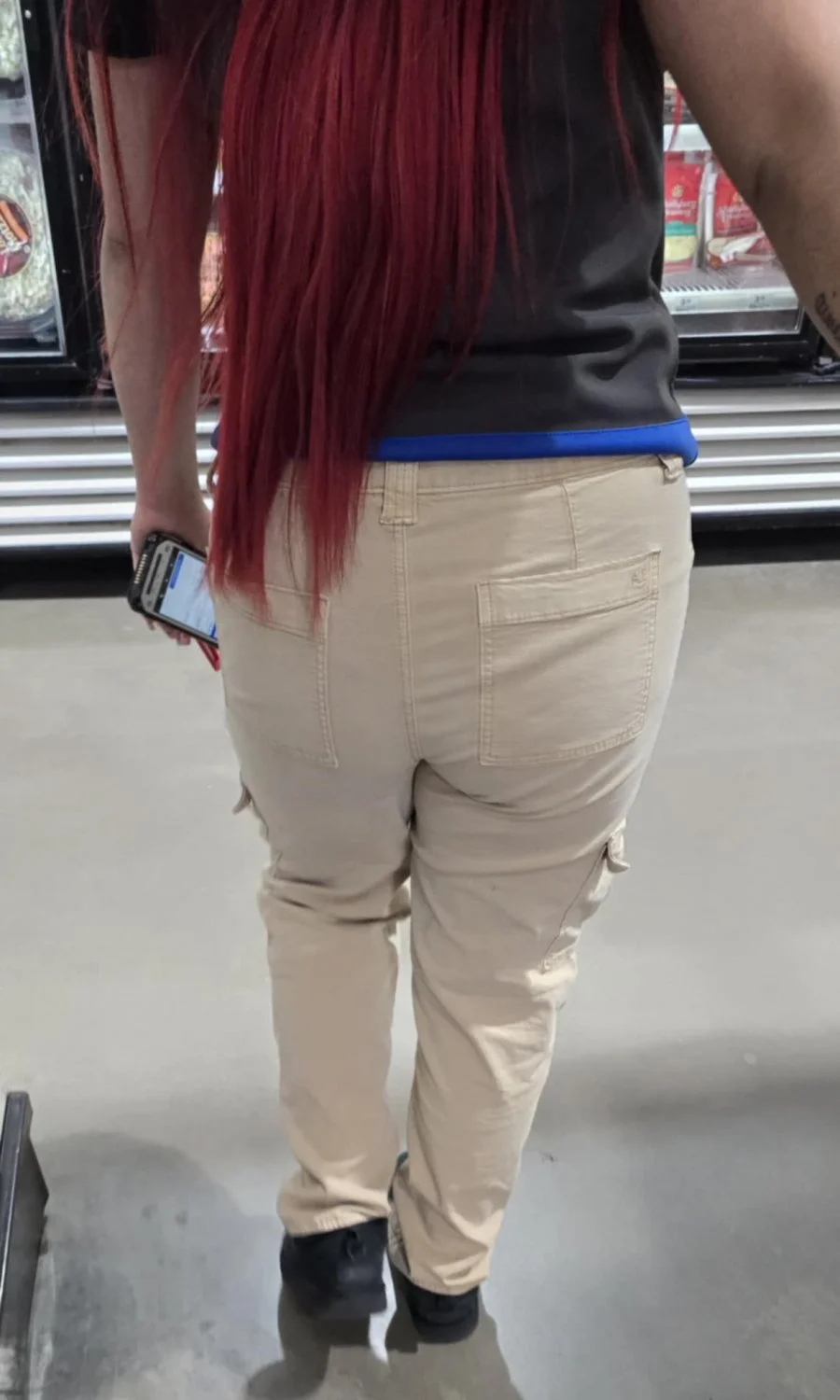 Showing my coworkers ass 🍑 image 7