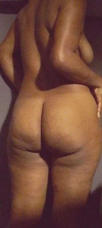 Selfies after shower🇵🇬 image 7