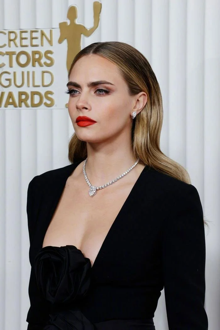 Imagine CEI and pegging by Cara Delevingne image 5