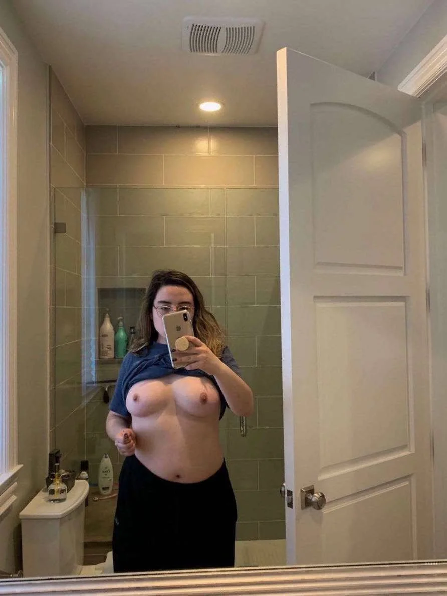 Rachel image 28