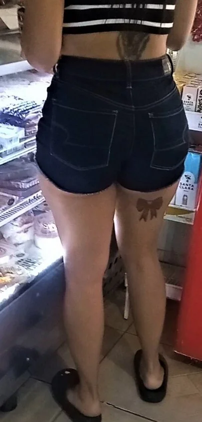 milfs bien nalgonas en la calle image 11