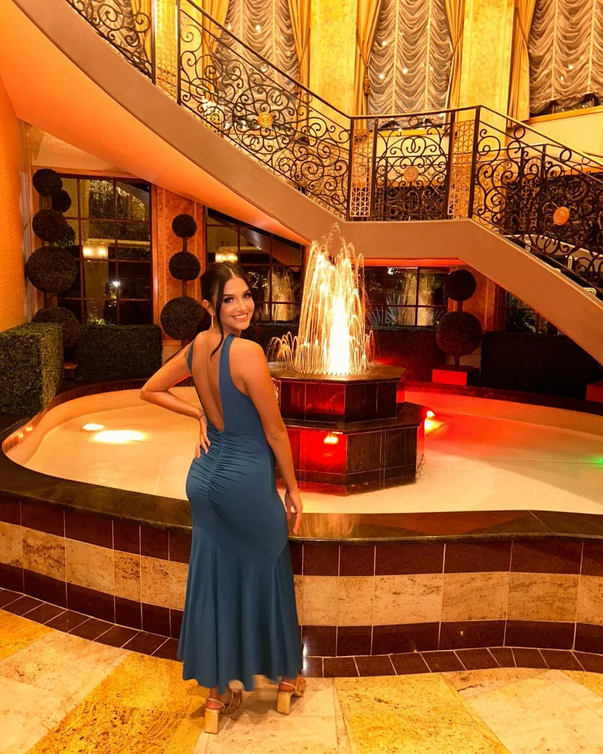My neighbor Olivia's ass in dress 🥵 image 2