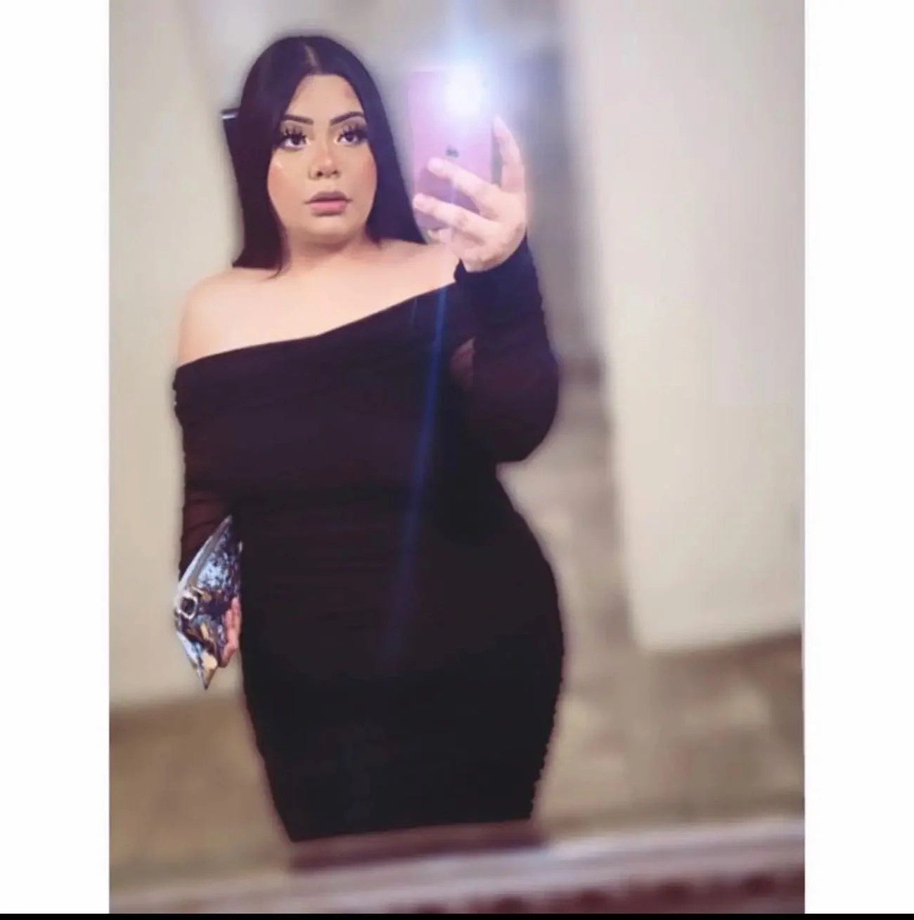 Does anyone have more of Latina bbw jasmine leave comment if you know her image 4