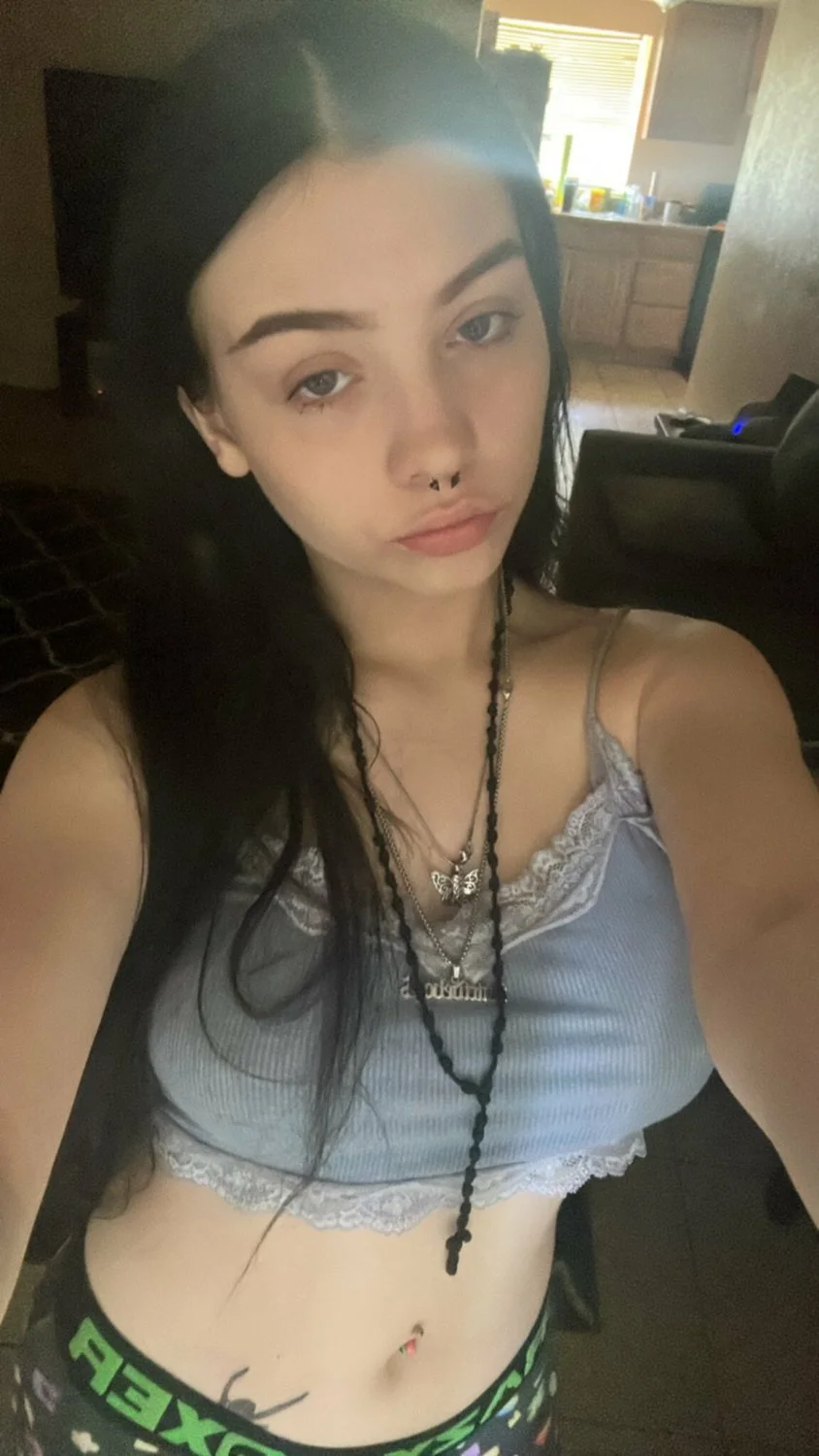mia main image