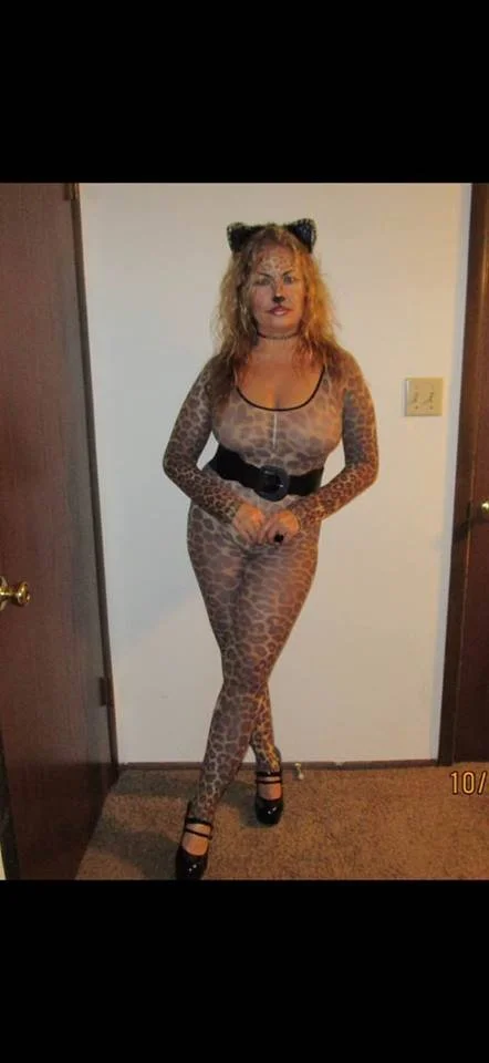 Blonde tictok milf image 2