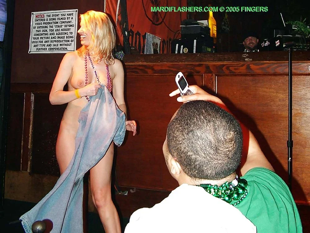mardi gras flasher image 19