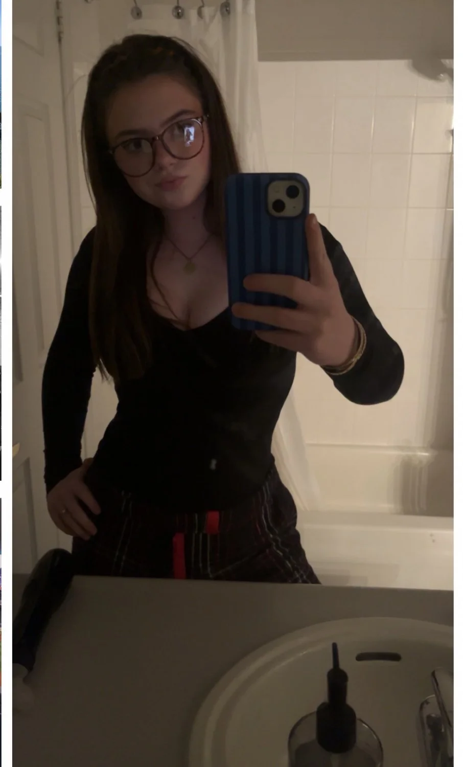Big tit IRL Claire main image
