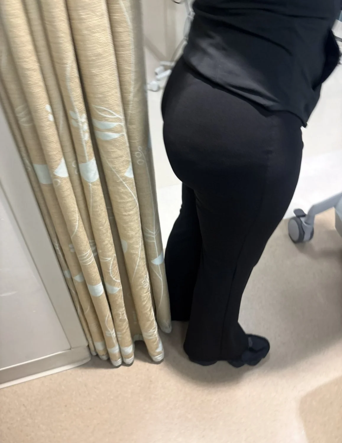 Creeping nurse image 6